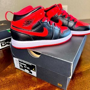 Boys Jordan 1 Black & Red - Size 11c shoes